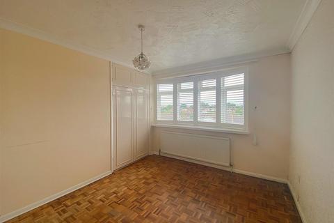 21 Lychgate Close, Bexhill-on-sea, TN40 2EW