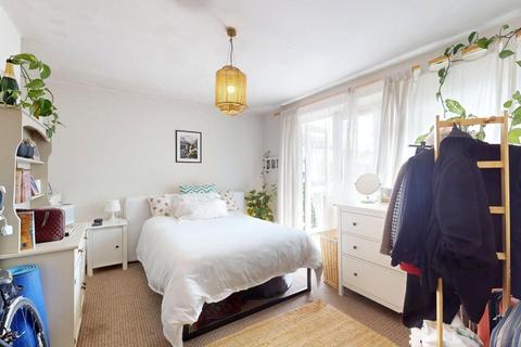 1 bedroom apartment for sale, Benbow Court, London W6