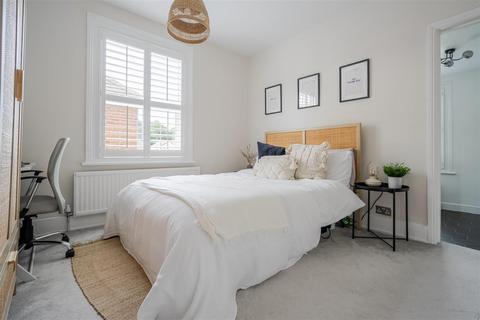7 Beech Hill Road, Ascot, SL5 0BN