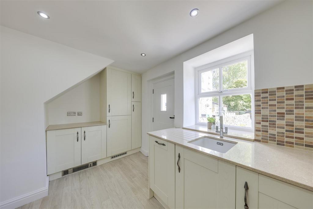 Kitchen Alt 2