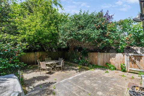 16a Marlborough Road, London, W4 4ET