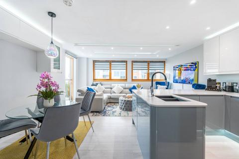 2 bedroom flat for sale, Donnington Road, Willesden, London, NW10