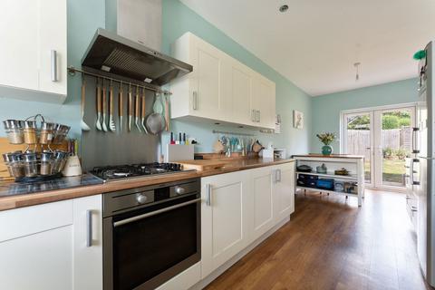 1 Walter Way, Old Sarum, Salisbury, SP4 6FL