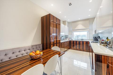 4 bedroom flat for sale, Westbourne Terrace, London, W2