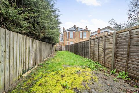 156b Inchmery Road, London, SE6 1DF