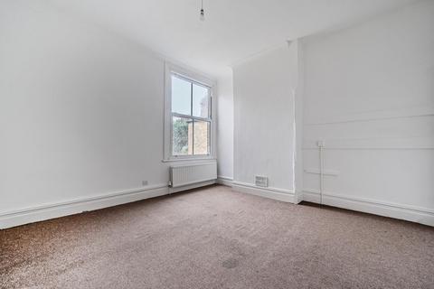 156b Inchmery Road, London, SE6 1DF
