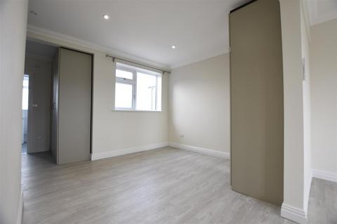 undefined, Carlton Parade, Orpington, BR6