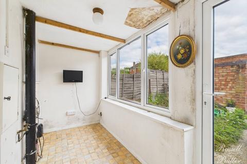 44 Ashgrove, Steeple Claydon, Buckingham, MK18 2NW