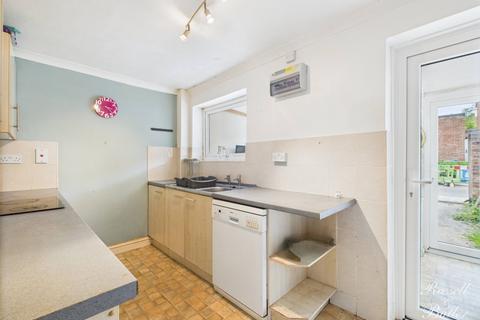 44 Ashgrove, Steeple Claydon, Buckingham, MK18 2NW