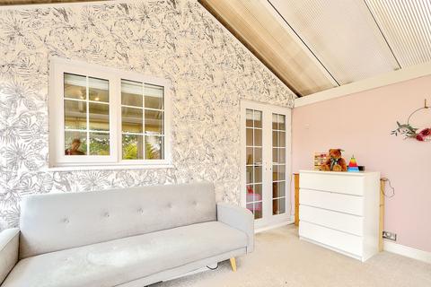 49 Briggs Avenue, South Bank, Middlesbrough, TS6 6XL