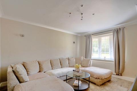 49 Briggs Avenue, South Bank, Middlesbrough, TS6 6XL