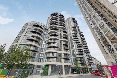 2 bedroom flat to rent, Cambridge Road, Barking, IG11