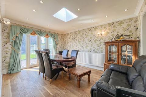 6 bedroom semi-detached house for sale, Prestwood Road West, Wolverhampton