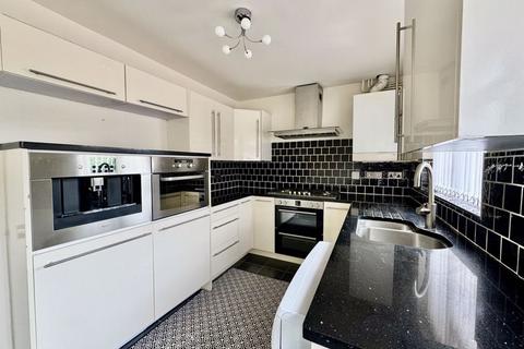 21 Beverley Close, Sutton Coldfield, B72 1YF