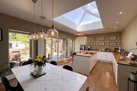 undefined, Golf Open 2026 - Balmoral Drive, Southport - Sleeps 6