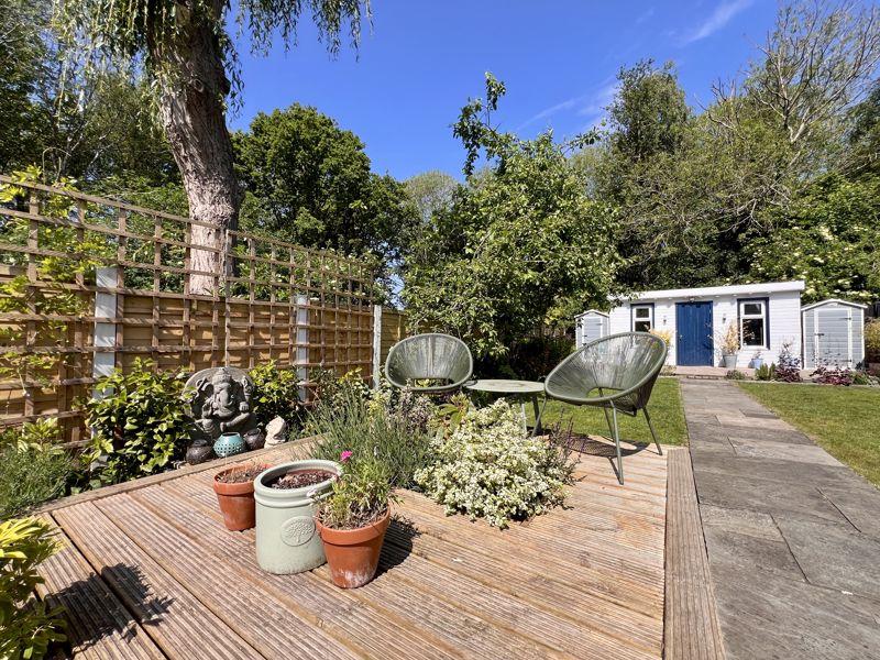 Seats Rear Garden