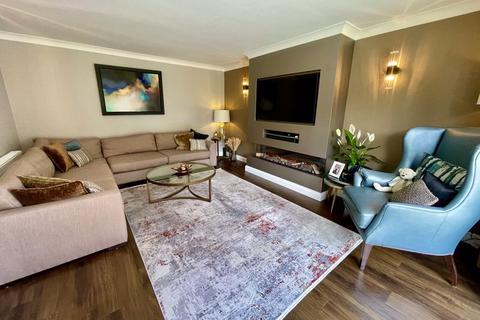 4 bedroom detached house for sale, Strathcona Close, Flackwell Heath HP10