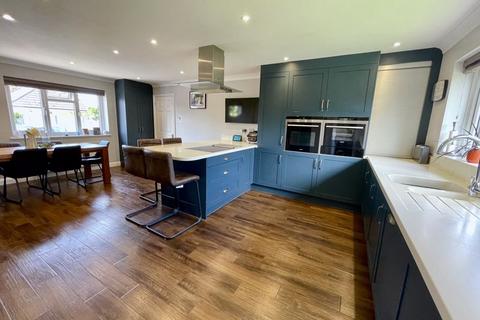 4 bedroom detached house for sale, Strathcona Close, Flackwell Heath HP10