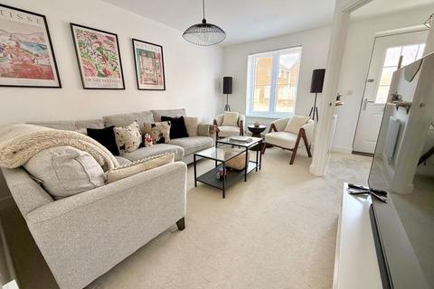 3 bedroom townhouse for sale, Rothbury Mead, Thorn