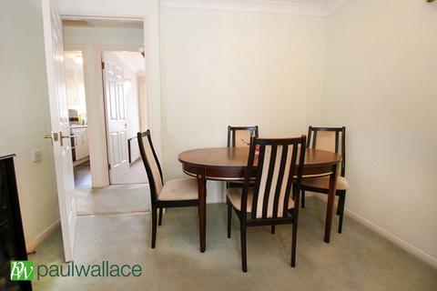 1 bedroom retirement property for sale, Rose Court, West Cheshunt