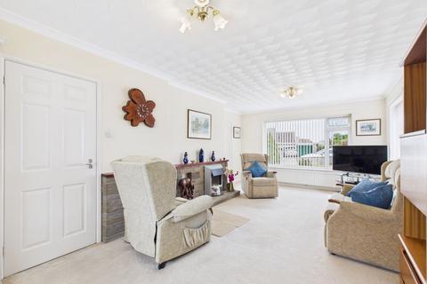 1 Beech Grove, Somerton, TA11 6LG