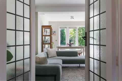 39 West Hill, South Croydon, CR2 0SB