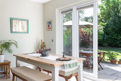 39 West Hill, South Croydon, CR2 0SB