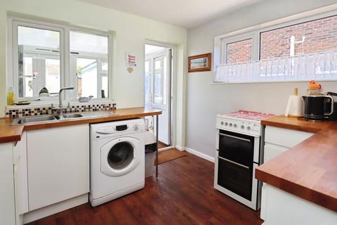 2 bedroom bungalow for sale, Dover Road, Brightlingsea, Colchester CO7