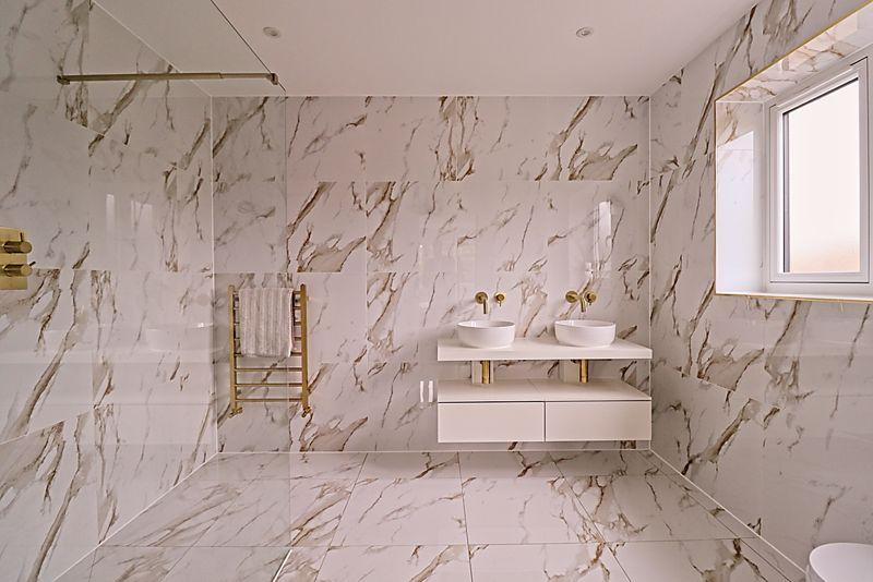 Master En-Suite