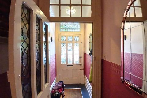 5 bedroom semi-detached house for sale, Knighton Drive, Stoneygate