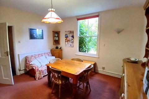 5 bedroom semi-detached house for sale, Knighton Drive, Stoneygate