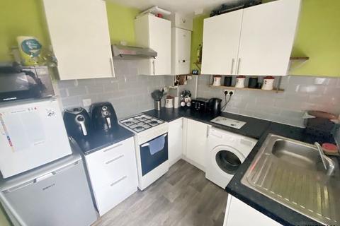 2 bedroom end of terrace house for sale, Lorraine Street, Hull, HU8