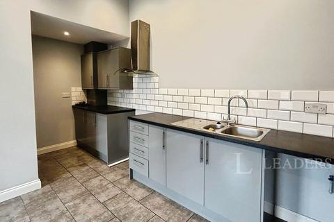 2 bedroom apartment to rent, Ground Floor Flat, Stratton Street, WV10