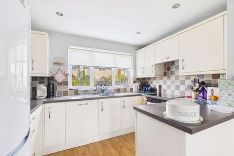 1 Hamdon Close, Stoke-sub-hamdon, TA14 6QN