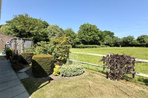 3 bedroom bungalow for sale, Bramlands Lane, Henfield