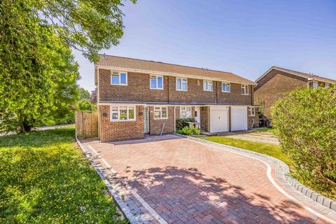 2 bedroom terraced house for sale, Hornbeam Road, Denvilles