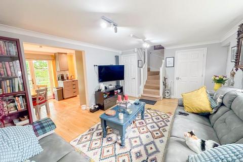 1 Blackberry Close, Shepton Mallet, BA4 4EJ