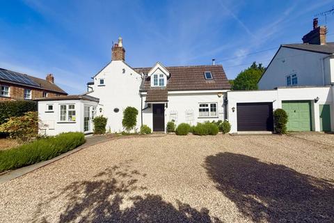 3 bedroom detached house for sale, Narrow Path, Aspley Heath MK17