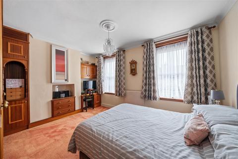 43 Selhurst New Road, London, SE25 5PU