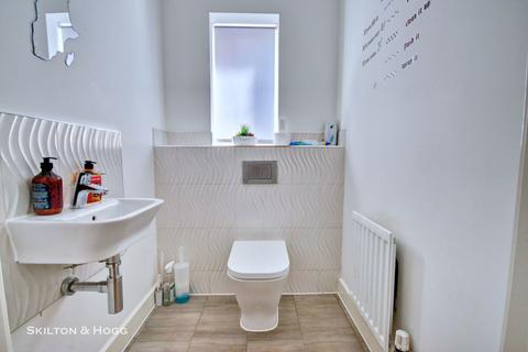 4 Battle Avenue, Daventry, NN11 2NX