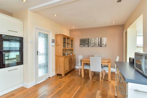 2 bedroom detached bungalow for sale, Highfield Crescent, Patcham, Brighton, East Sussex