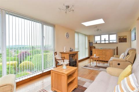 2 bedroom detached bungalow for sale, Highfield Crescent, Brighton BN1
