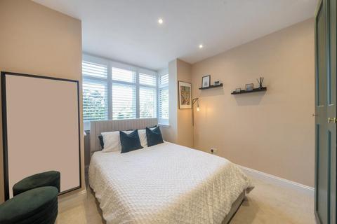 Flat 1, 32 Mayfield Road, South Croydon, CR2 0BE