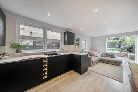Flat 1, 32 Mayfield Road, South Croydon, CR2 0BE