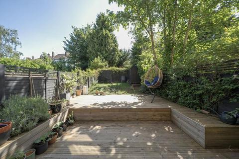 Flat 1, 32 Mayfield Road, South Croydon, CR2 0BE
