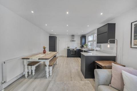 Flat 1, 32 Mayfield Road, South Croydon, CR2 0BE
