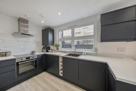 Flat 1, 32 Mayfield Road, South Croydon, CR2 0BE