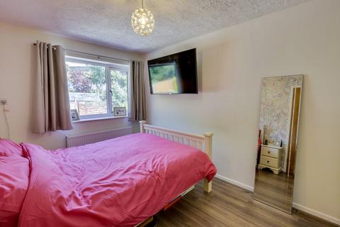 39 Stonecroft, Bradford, BD2 2HW