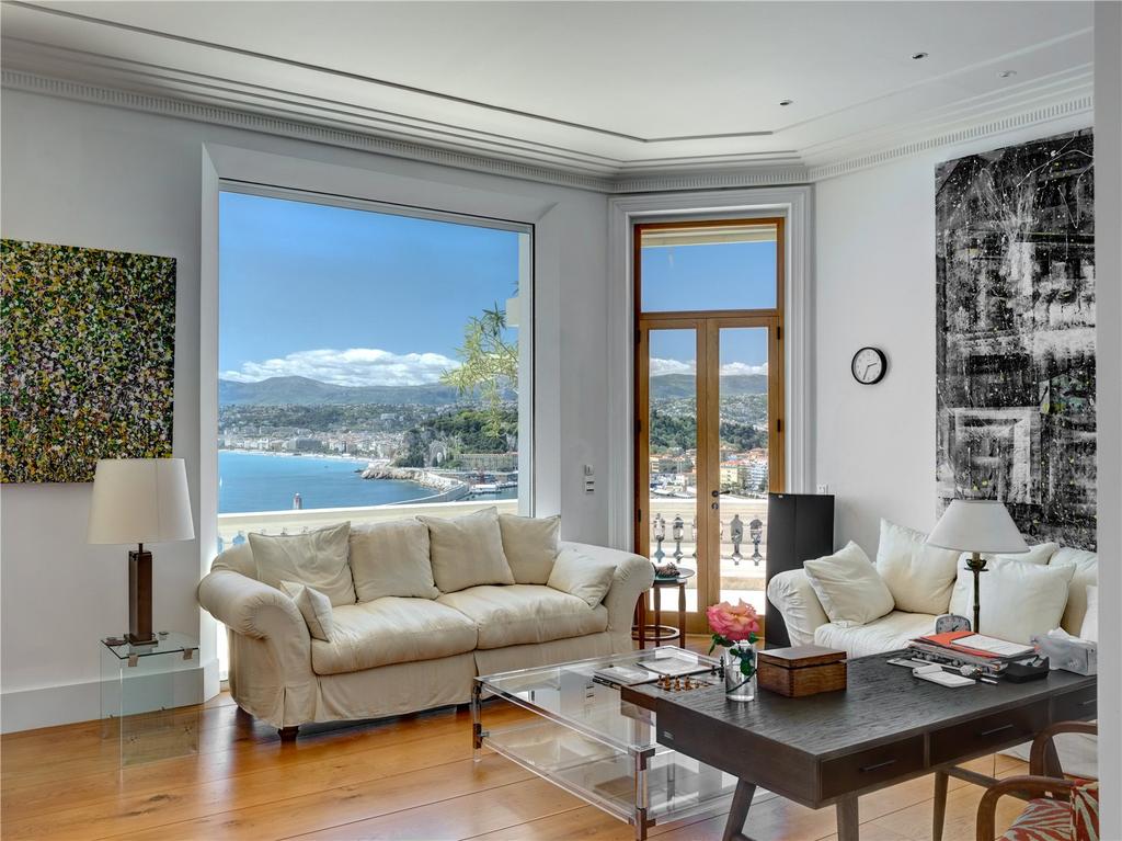Salon, Villa Nice