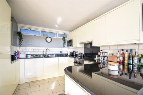 93 Dovedale Close, Harefield, Uxbridge, UB9 6DQ